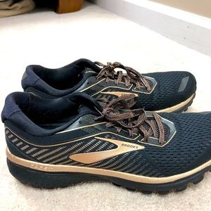 Brooks Ghost 11 running shoes